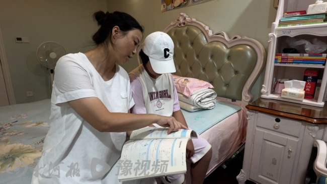 女孩被老师打碎头骨案二审维持原判 双方争议证据鉴定