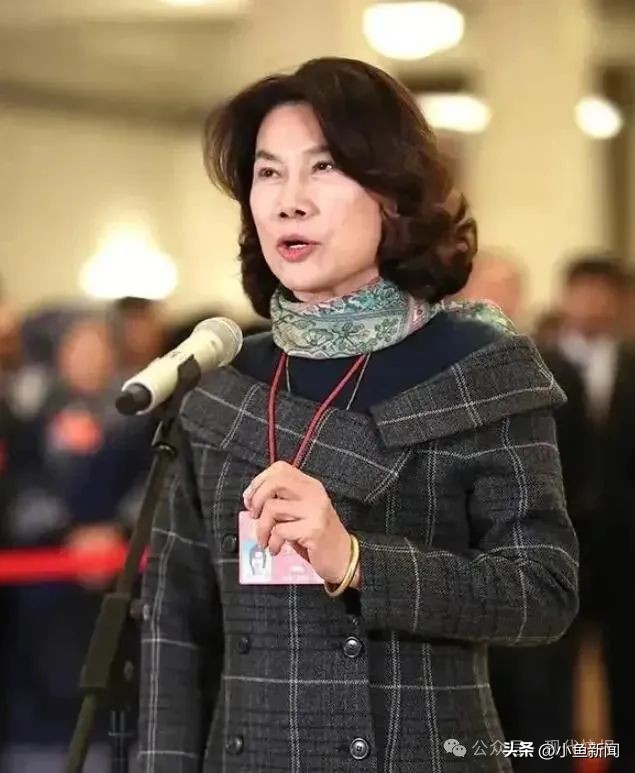 孟羽童回到格力吃小火锅 分享职场感悟与模仿董明珠