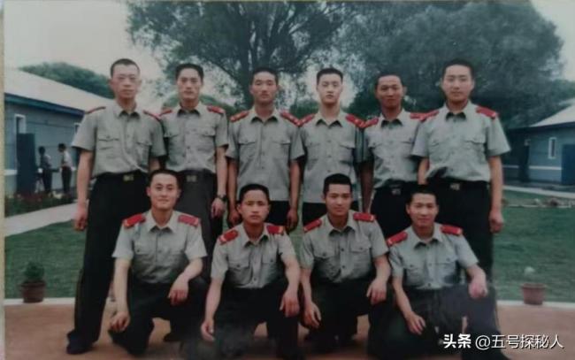 送别救人牺牲英雄高武 赤胆忠心留浩气
