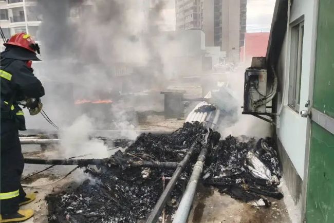 三亚两工地因违规动火被重罚 违规作业代价沉重