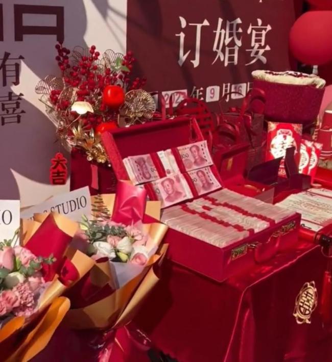 女子分手后不还彩礼引发纠纷 爱情骗局曝光