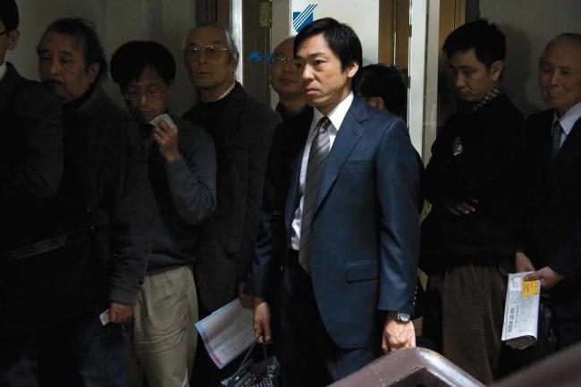 日本经历过怎样的中产崩溃陷阱？