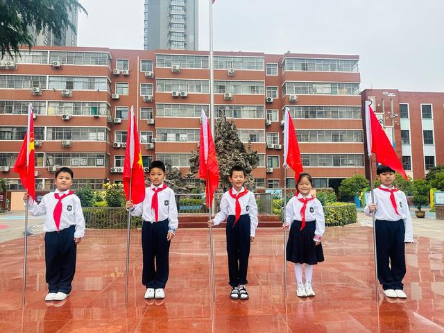 郑州市二七区祥云路小学：牢记党的教导 争做强国少年
