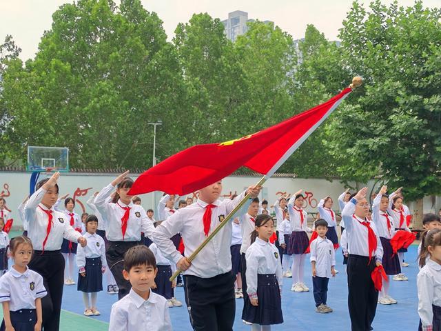 郑州市二七区祥云路小学：牢记党的教导 争做强国少年