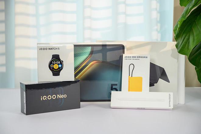 iQOO Neo10 Pro+体验：手机领头，iQOO构筑全家桶生态体验