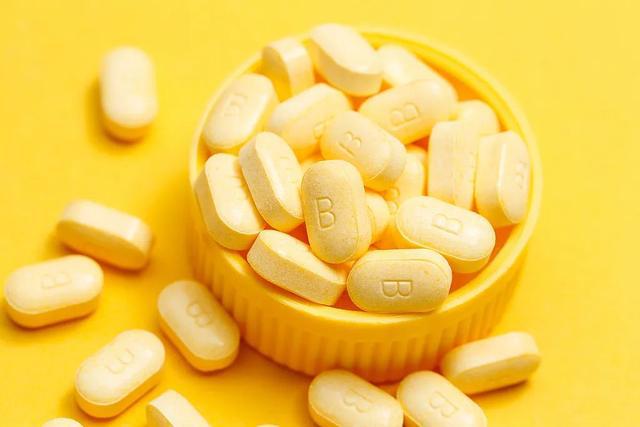 维生素B竟能缓解这么多小毛病！正确补充方式→