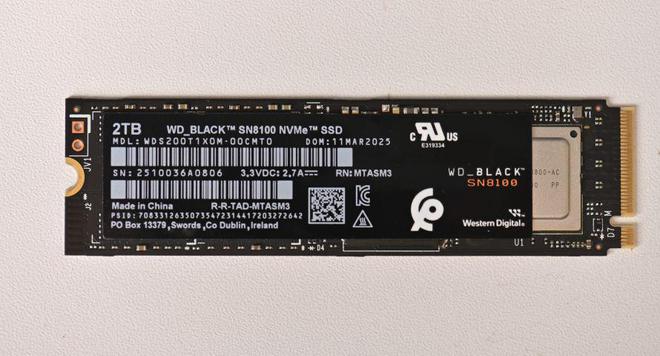 闪迪新品WD_BLACK SN8100评测：PCIe 5.0固态硬盘新王登场