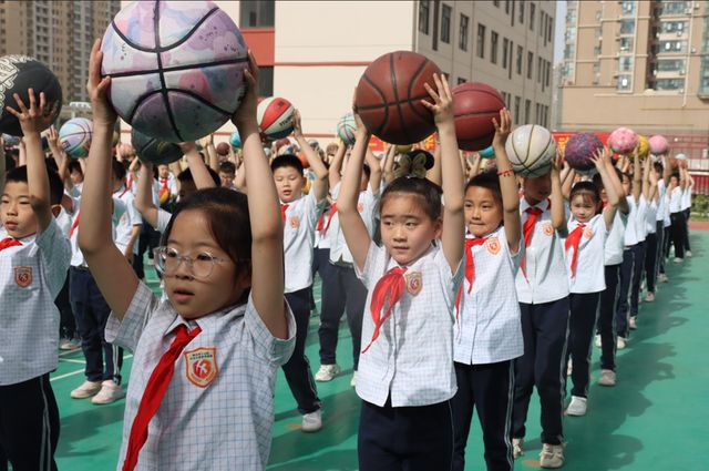“篮”不住的风采!兴华小学教育集团春季运动会激情绽放