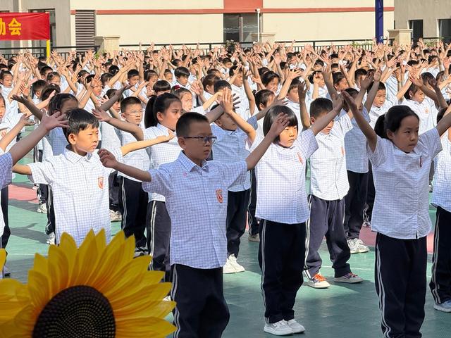“篮”不住的风采!兴华小学教育集团春季运动会激情绽放
