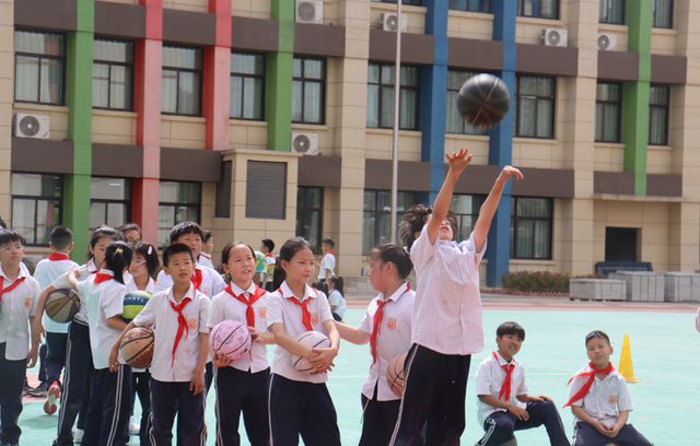 “篮”不住的风采!兴华小学教育集团春季运动会激情绽放