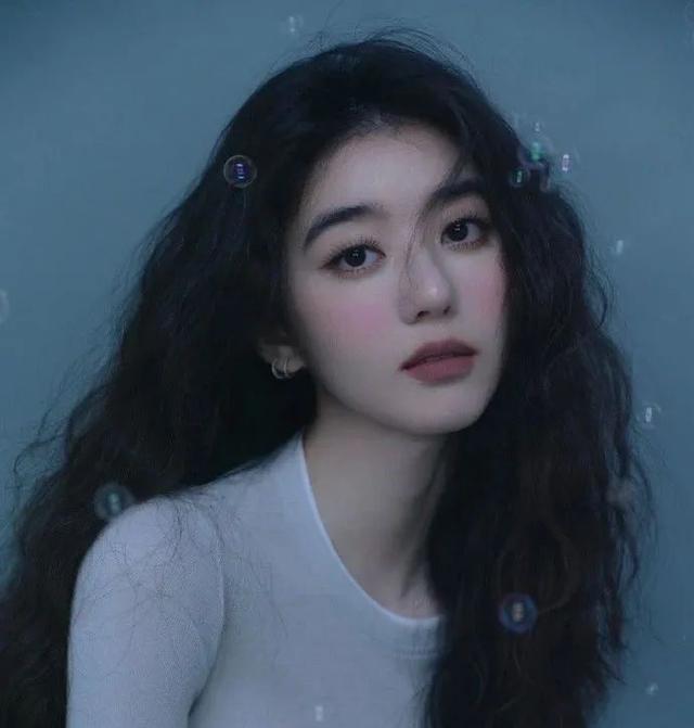 女演员被曝“辱华录音”，新剧除名，镜头被删！本人最新回应