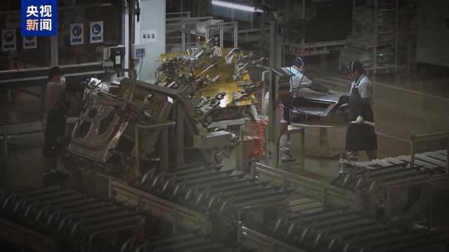 美国长滩港口负责人:货架要空了
