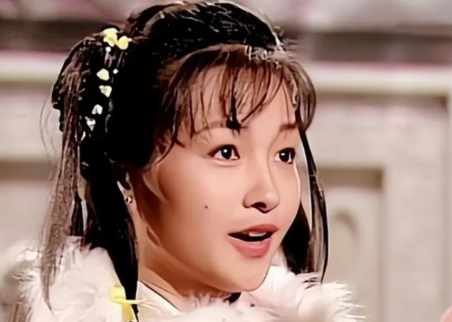58岁女星转行做月嫂 曾参演《唐伯虎点秋香》 分享育儿喜悦