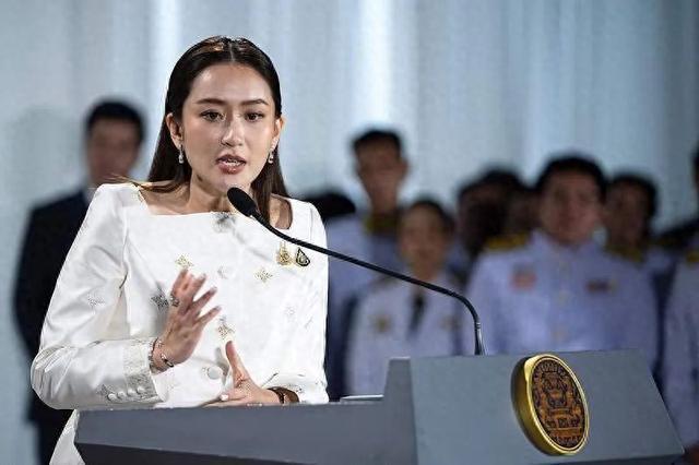 通话录音遭泄露，佩通坦被要求辞职！