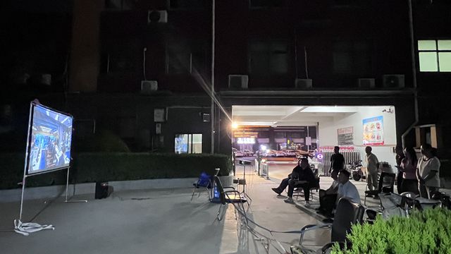 安阳市水冶镇：利用夏夜纳凉“小场景” 织密反诈“安全网”