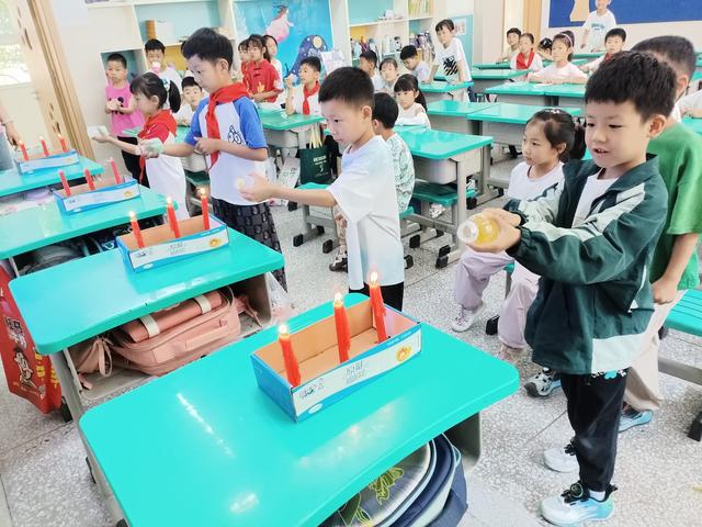 郑州市中原区澜景小学科创节收官：“澜精灵”创意无限