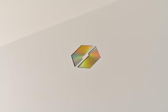 机械革命耀世16Ultra：长江存储PC411固态硬盘加持下的性能魔兽